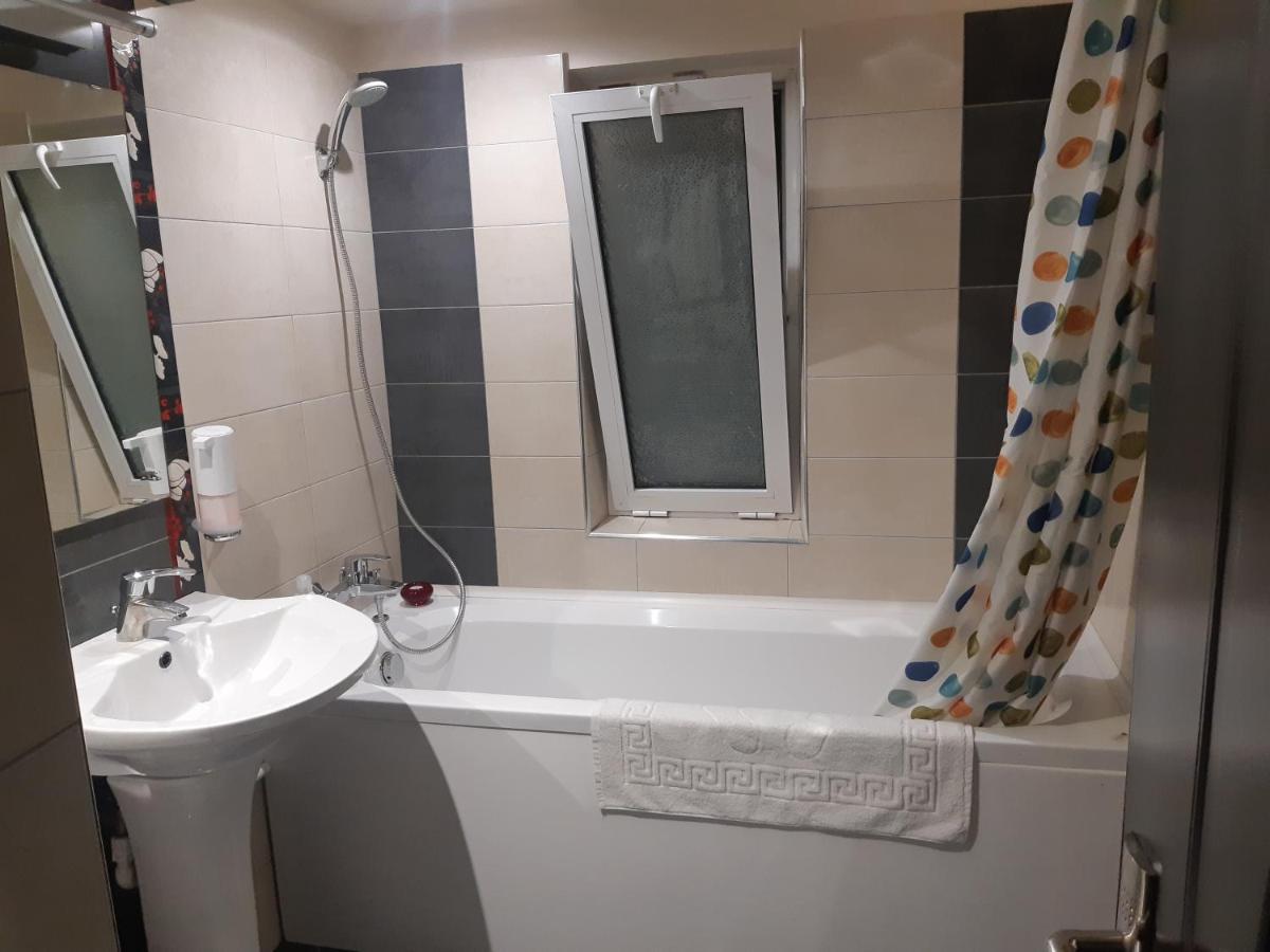 Apartament In Centrul Iasului Iasi Exterior photo