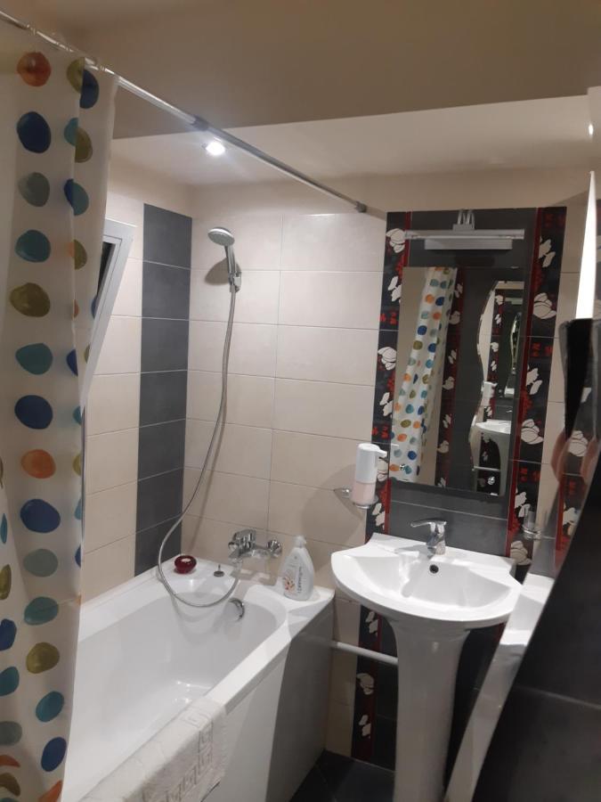 Apartament In Centrul Iasului Iasi Exterior photo